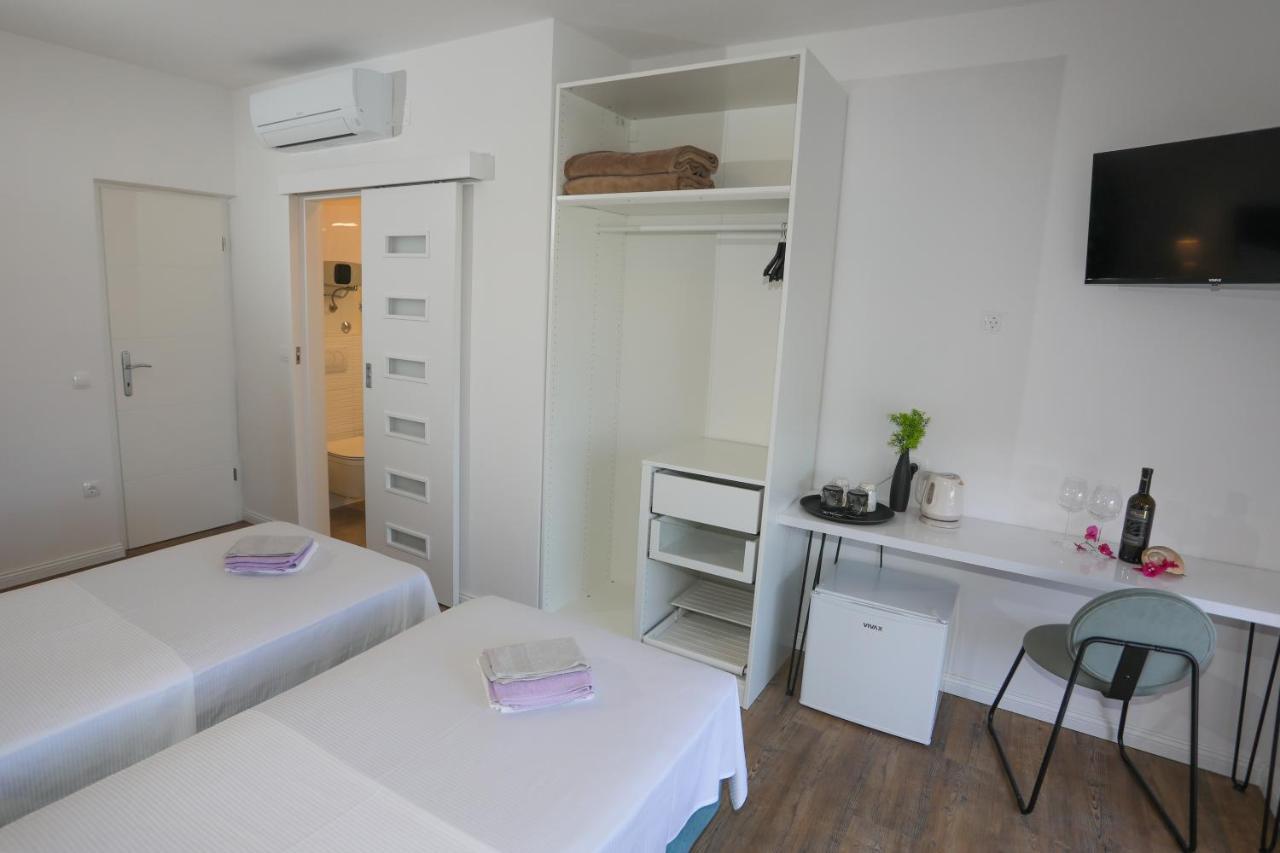Stella Maris, Hvar - Rooms With A Balcony And A Stunning Sea View Hvar Town Zewnętrze zdjęcie
